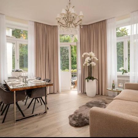Vip Apart Center Baden-Baden Bagian luar foto