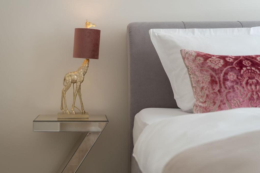 Vip Apart Center Baden-Baden Bagian luar foto