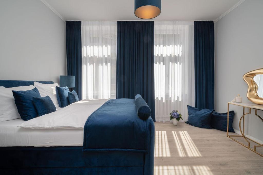 Vip Apart Center Baden-Baden Bagian luar foto